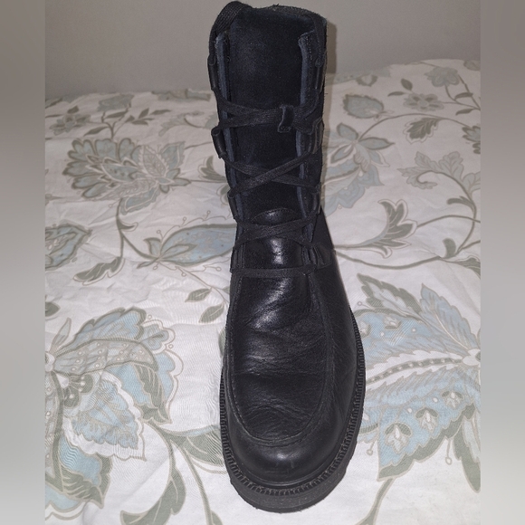 A pair of Sorel men\'s black leather and suede boots in a size 13. main image 4